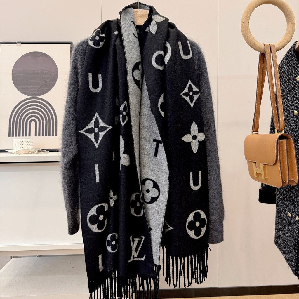 Louis Vuitton Black & Gray Patterned Scarf — front