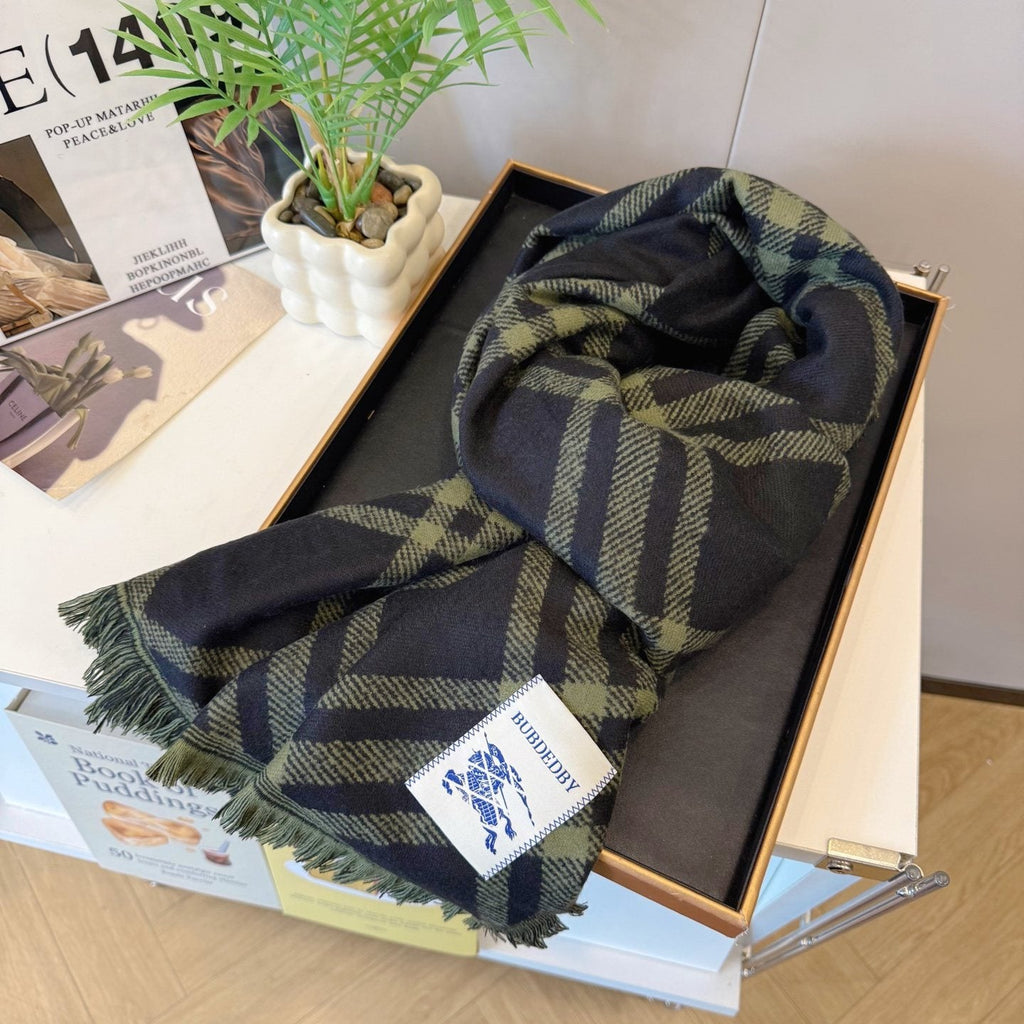 Burberry Plaid Fringed Scarf — detail
