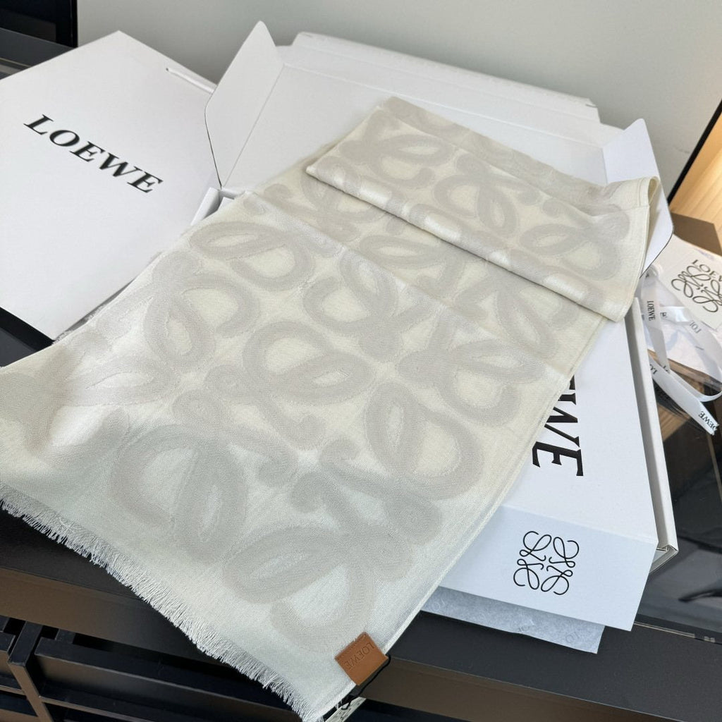 LOEWE Anagram Fringed Scarf — detail